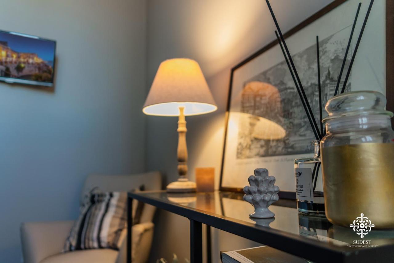Ortigia Charming Suite Сиракузы Экстерьер фото