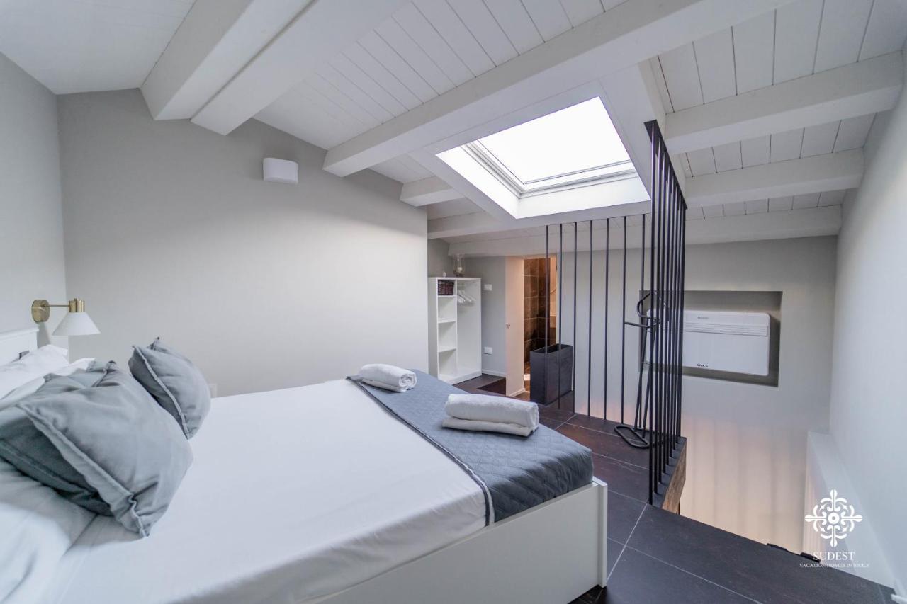 Ortigia Charming Suite Сиракузы Экстерьер фото